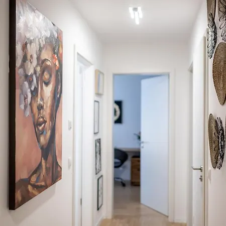 Alpenflair / Luxury / 100qm / Work / Travel / Netflix Apartment