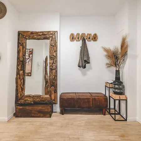 Alpenflair / Luxury / 100qm / Work / Travel / Netflix *