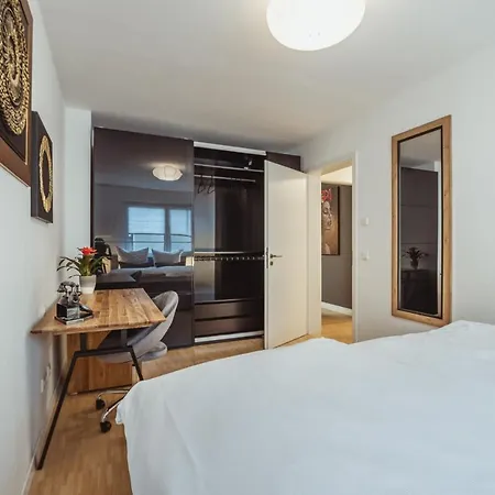 Alpenflair / Luxury / 100qm / Work / Travel / Netflix * Penzberg