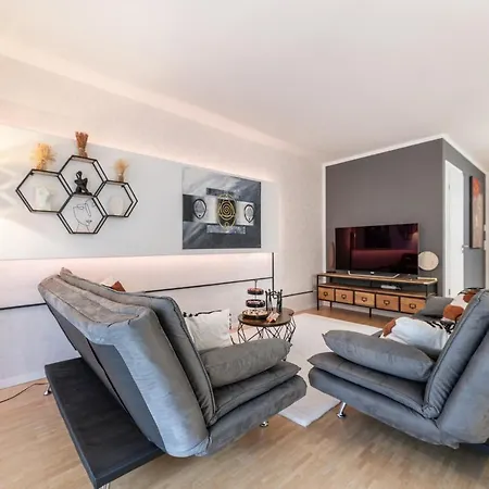 Alpenflair / Luxury / 100qm / Work / Travel / Netflix Apartment